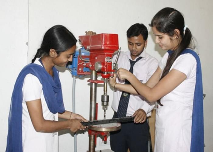 Adhunik College of Engineering Ghaziabad Infrastructure photo 7