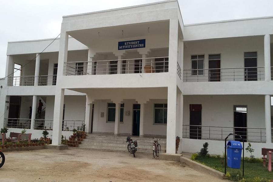 REC Ambedkar Nagar Campus photo 1