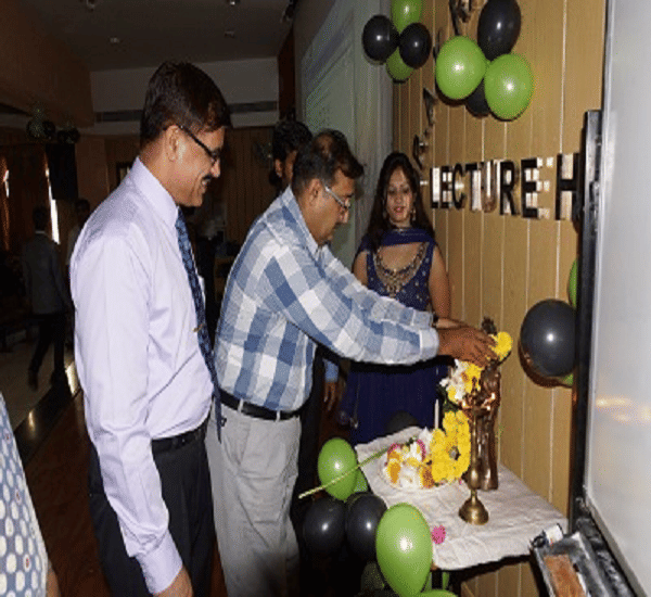 School of Computer Science & Information Technology , DAV University Indore Events photo 7
