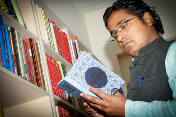 Sanchi University of BuddhistIndic Studies Bhopal Library photo 13