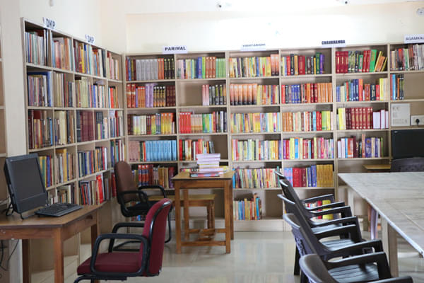 Sanchi University of BuddhistIndic Studies Bhopal Library photo 3