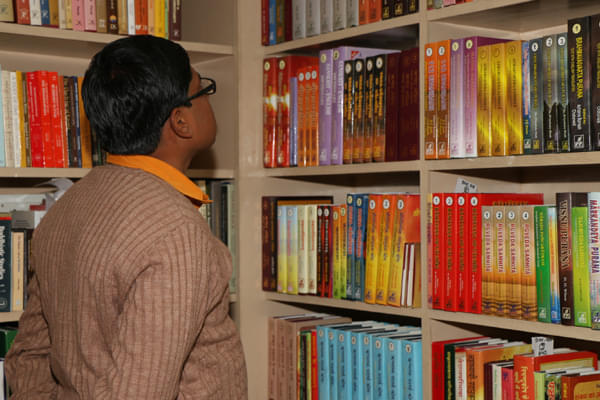Sanchi University of BuddhistIndic Studies Bhopal Library photo 7