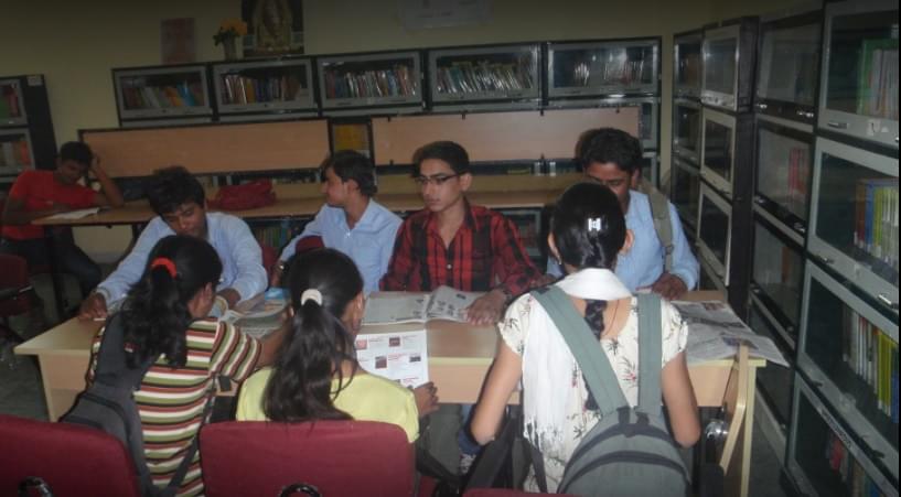 Christian Eminent College Indore Academic Building photo 3