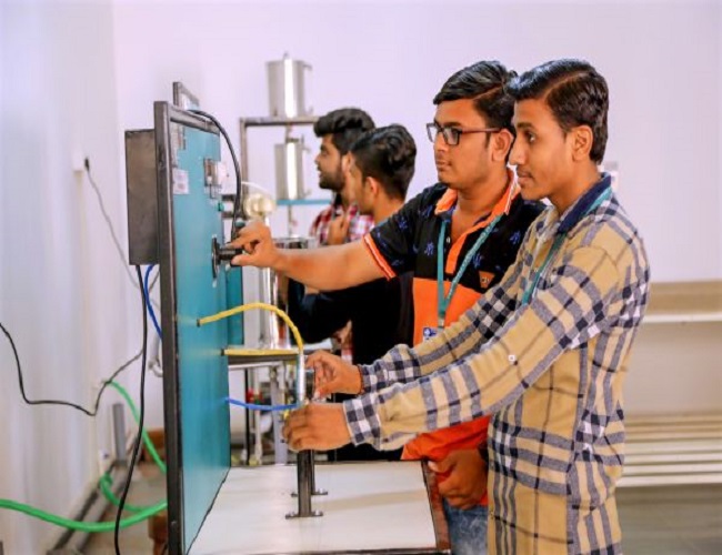 S.S. Agrawal Institute of Engineering & Technology Navsari Labs photo 6