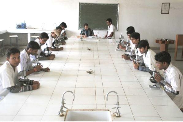 Mandsaur University, Faculty of Pharmacy Facility photo 3