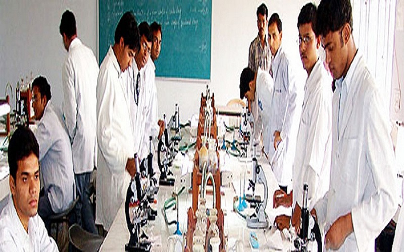 Rajiv Academy for Pharmacy Mathura Infrastructure photo 3