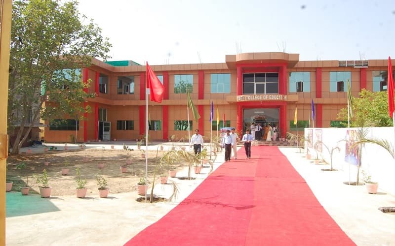 Yash College of Education Dhar Infrastructure photo 2