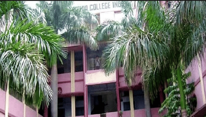 Islamia Karimia College Indore Academic Building photo 1