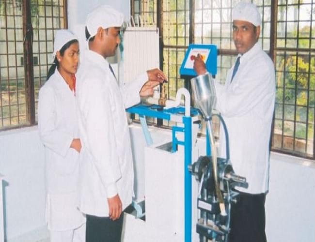 Rakshpal Bahadur College of Pharmacy Bareilly Infrastructure photo 14