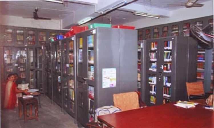 MKHS Gujarati Girls College Indore Campus photo 4