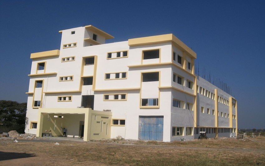 Sanghvi Innovative Academy Indore Building & Infrastructure photo 1