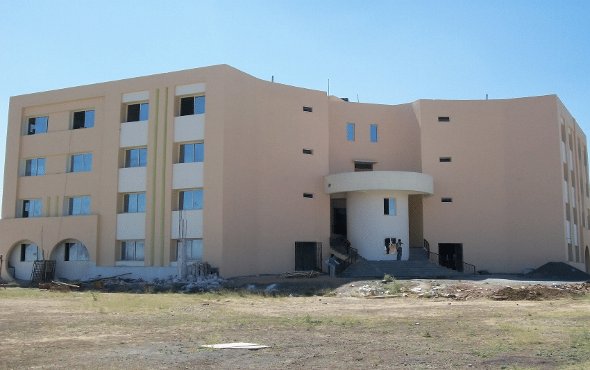 Sanghvi Innovative Academy Indore Building & Infrastructure photo 2