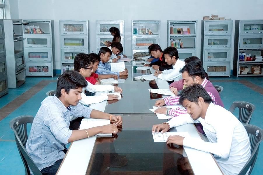 Royal Institute of Management & Advanced Studies Ratlam Infrastructure photo 7