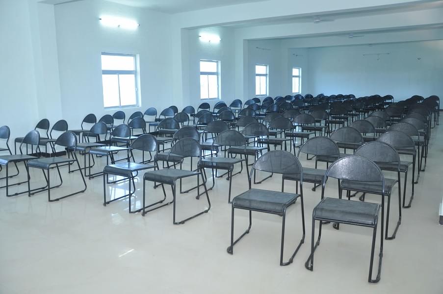 Royal Institute of Management & Advanced Studies Ratlam Infrastructure photo 8