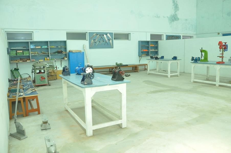 Royal Institute of Management & Advanced Studies Ratlam Infrastructure photo 10