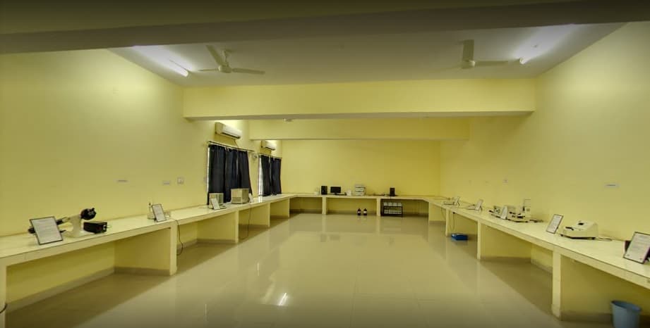 Shri Ram Institute of Science and Technology Jabalpur Academic Building photo 1