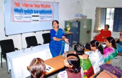 DAVV Mateshwari Sugni Devi Girls College Indore Seminars photo 2