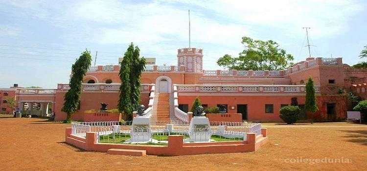 Government Institute of Fine Arts Dhar Academic Building photo 2