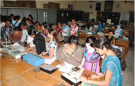 Government Autonomous Post Graduate College Chhindwara Campus photo 4