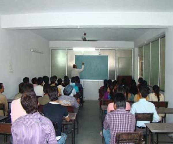 Madan Maharaj College Bhopal Infrastructure photo 5