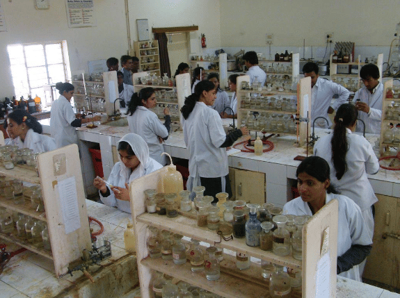 IEHE Laboratory photo 1