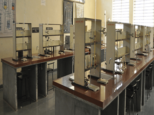 Chameli Devi School of Engineering Indore Building & Infrastructure photo 13