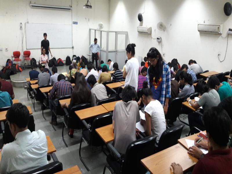 Ambedkar University Delhi Classroom photo 7