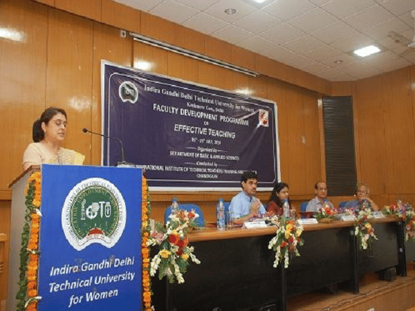 IGDTUW Events photo 11