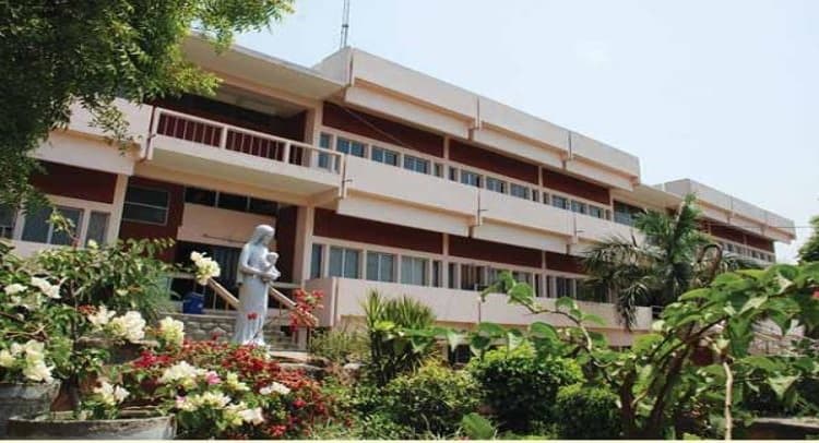 Jesus and Mary College Academic Building photo 2