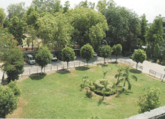 Motilal Nehru College Academic Building photo 2