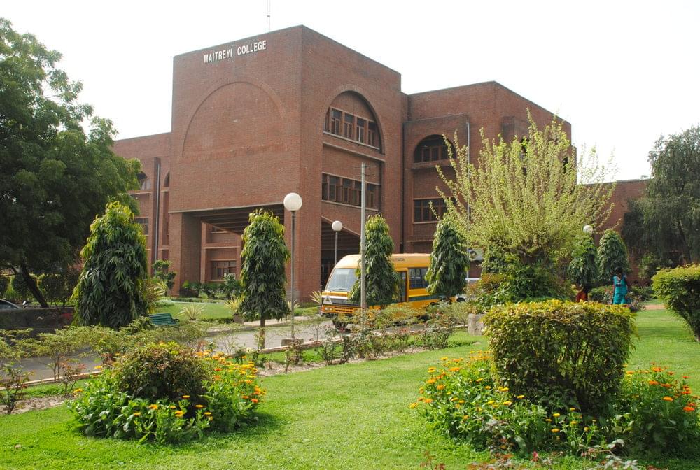 Maitreyi College Campus photo 9