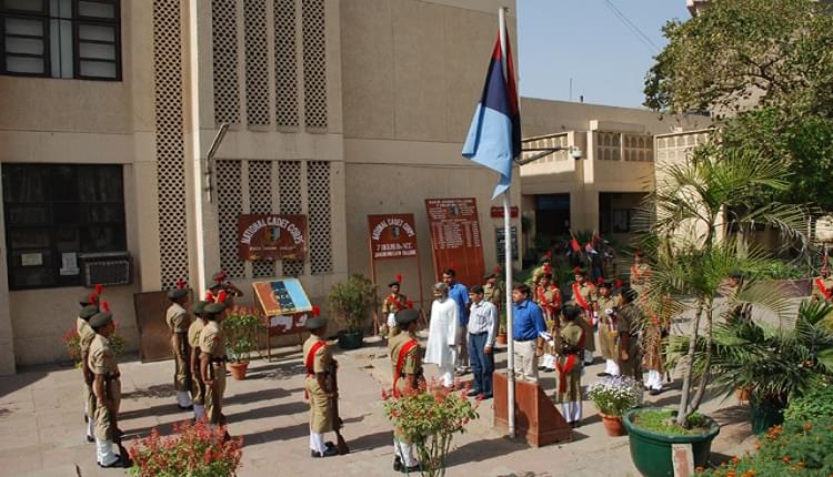 Zakir Husain Delhi College Academic Building photo 2