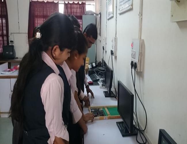 Anuradha Engineering College Chikhli Labs photo 8