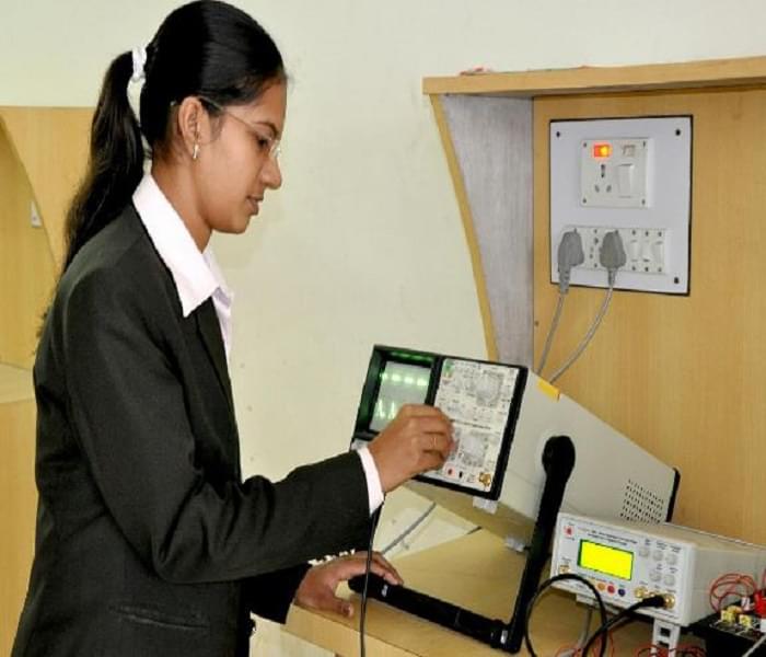 Dr. Bhausaheb Nandurkar College of Engineering and Technology Yavatmal Campus photo 7