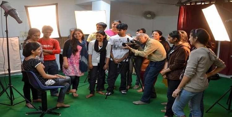 Madhu Bala Institute of Communication & Electronic Media New Delhi Activities photo 3