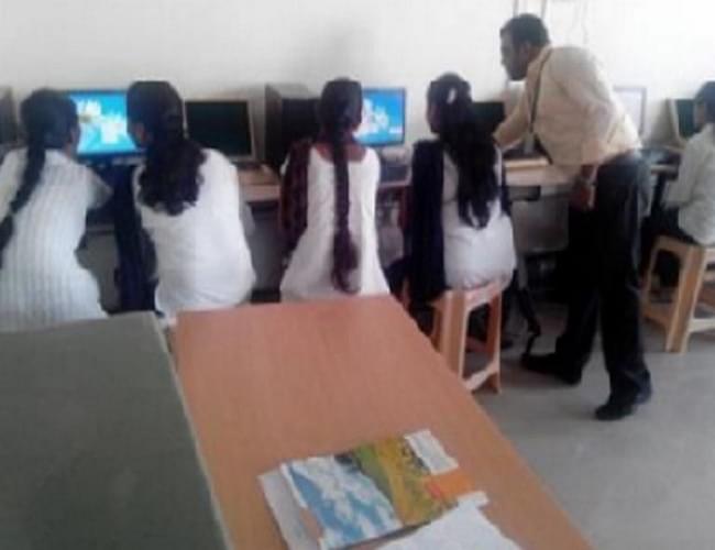 JSPM's Bhagwant Institute of Technology Barshi Labs photo 3