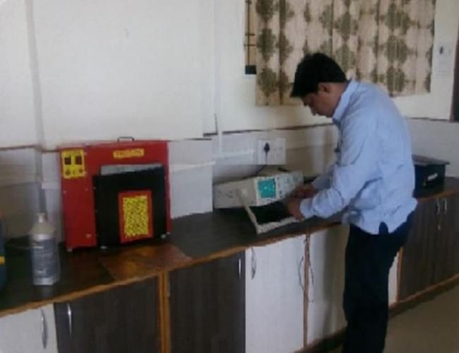 JSPM's Bhagwant Institute of Technology Barshi Labs photo 7