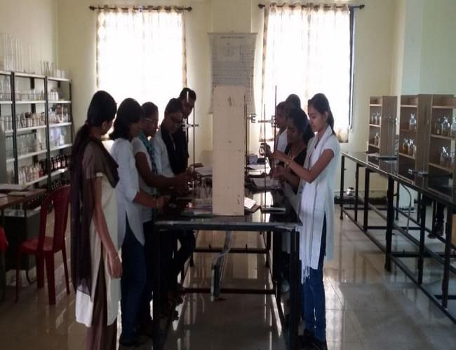 JSPM's Bhagwant Institute of Technology Barshi Labs photo 10