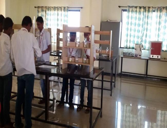 JSPM's Bhagwant Institute of Technology Barshi Labs photo 11