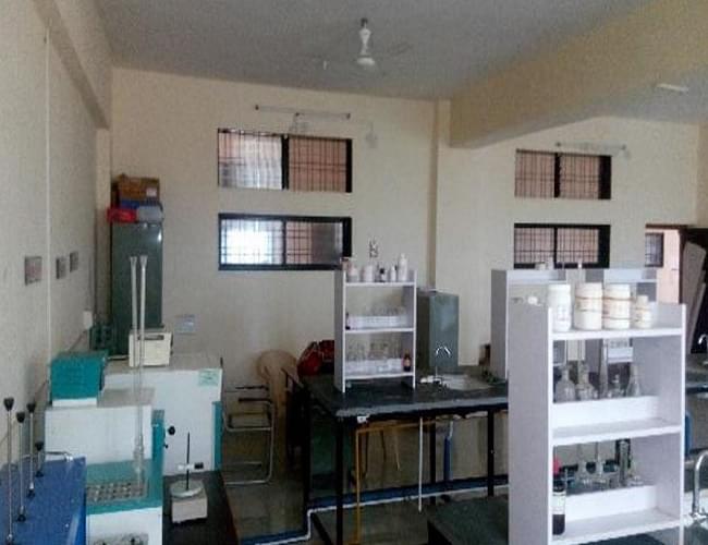 JSPM's Bhagwant Institute of Technology Barshi Labs photo 17