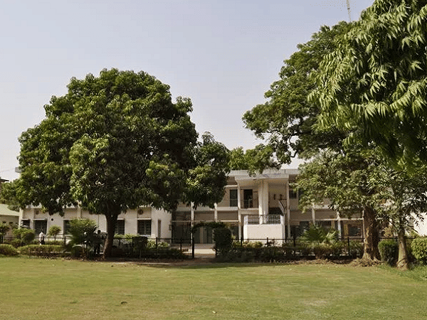 Acharya Narendra Dev College Campus photo 3