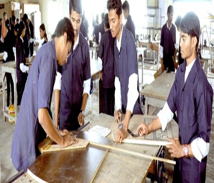 Dr. Daulatrao Aher College of Engineering Karad hostel photo 4