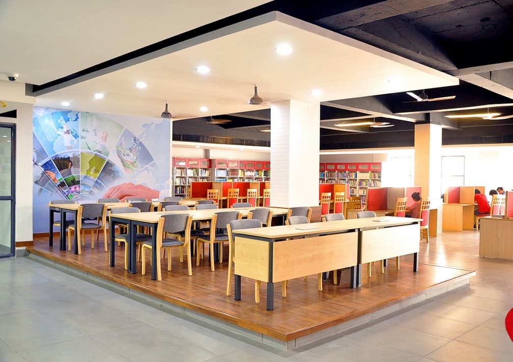 Manav Rachna Dental College Faridabad Library photo 5