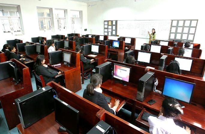 Mody University, School of Engineering And Technology Sikar Computer Lab photo 6