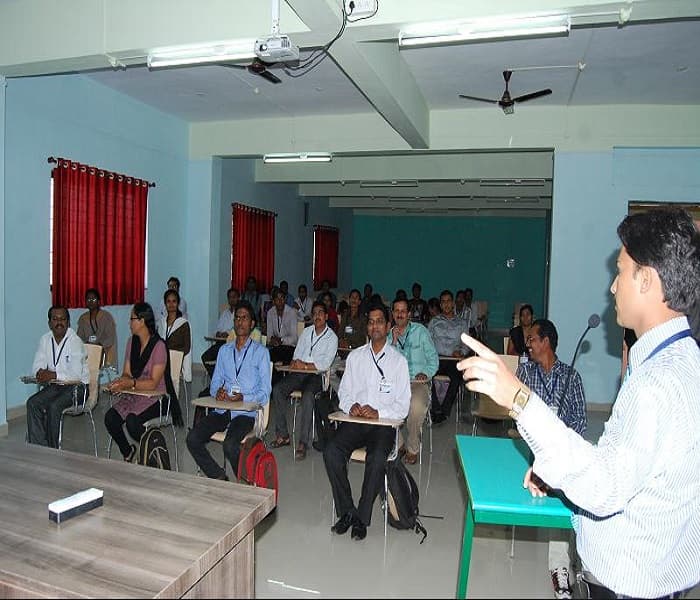 Swaraj Institute of Management Satara Infrastructure photo 5