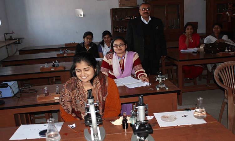 Jagannath Jain College Kodarma Building & Infrastructure photo 4