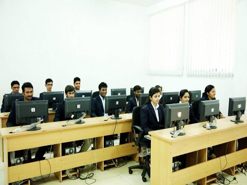KLE's College of Master of Computer Application RLS Institute Belagavi Infrastructure photo 6