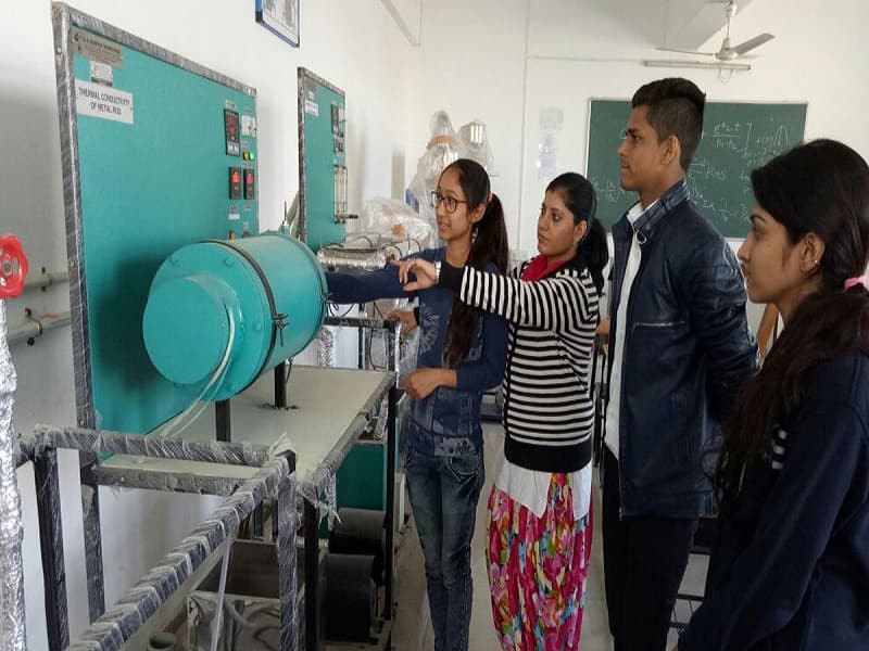 Sal Engineering and Technical Institute Ahmedabad Infrastructure photo 5