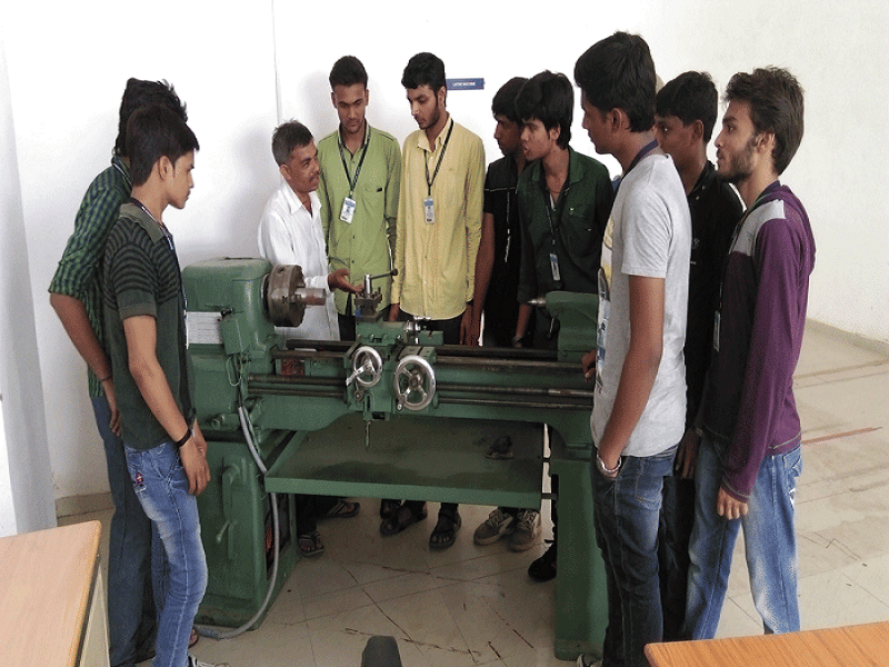 Sal Engineering and Technical Institute Ahmedabad Infrastructure photo 7