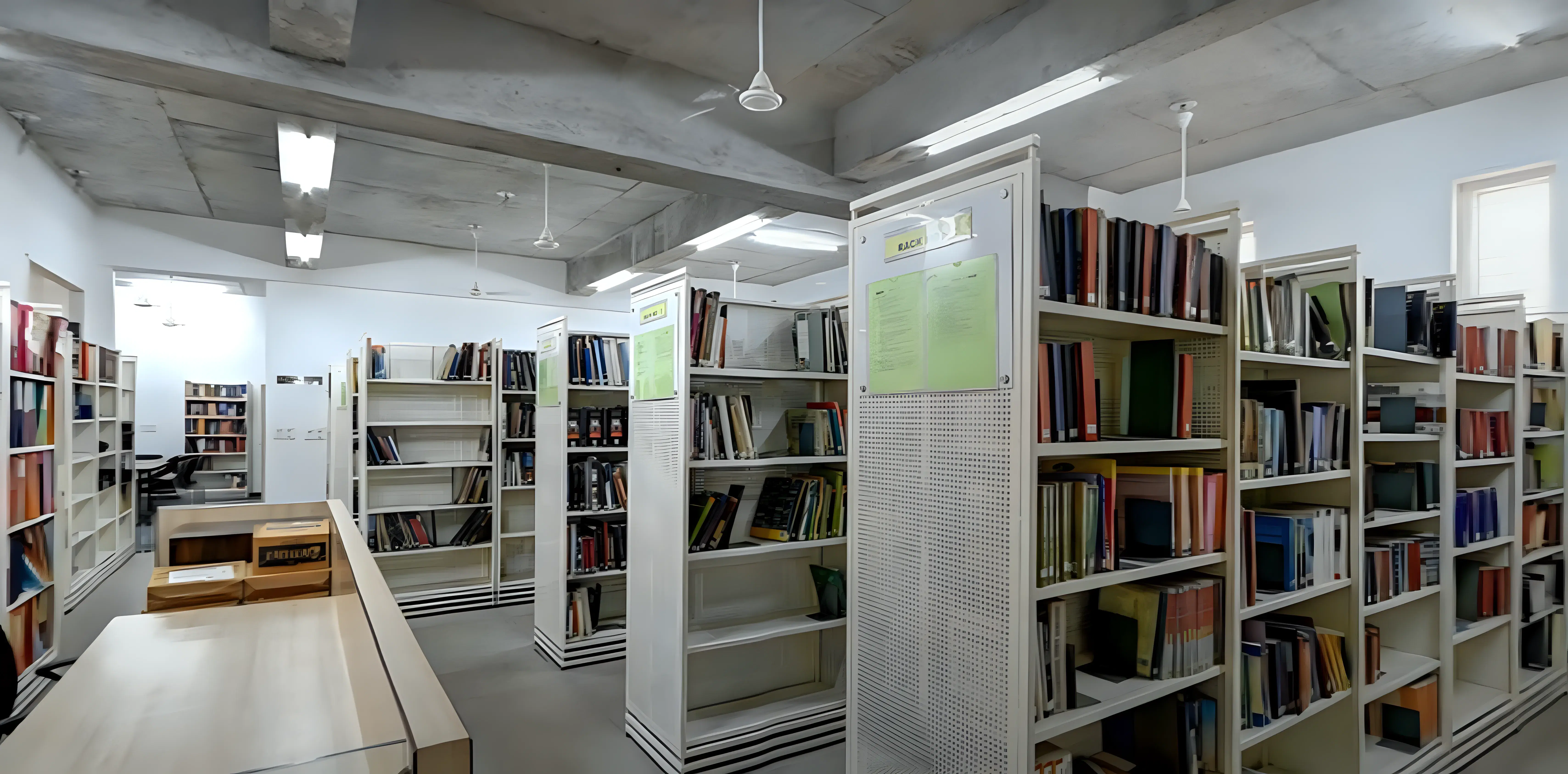 SVIT Vasad Library photo 1